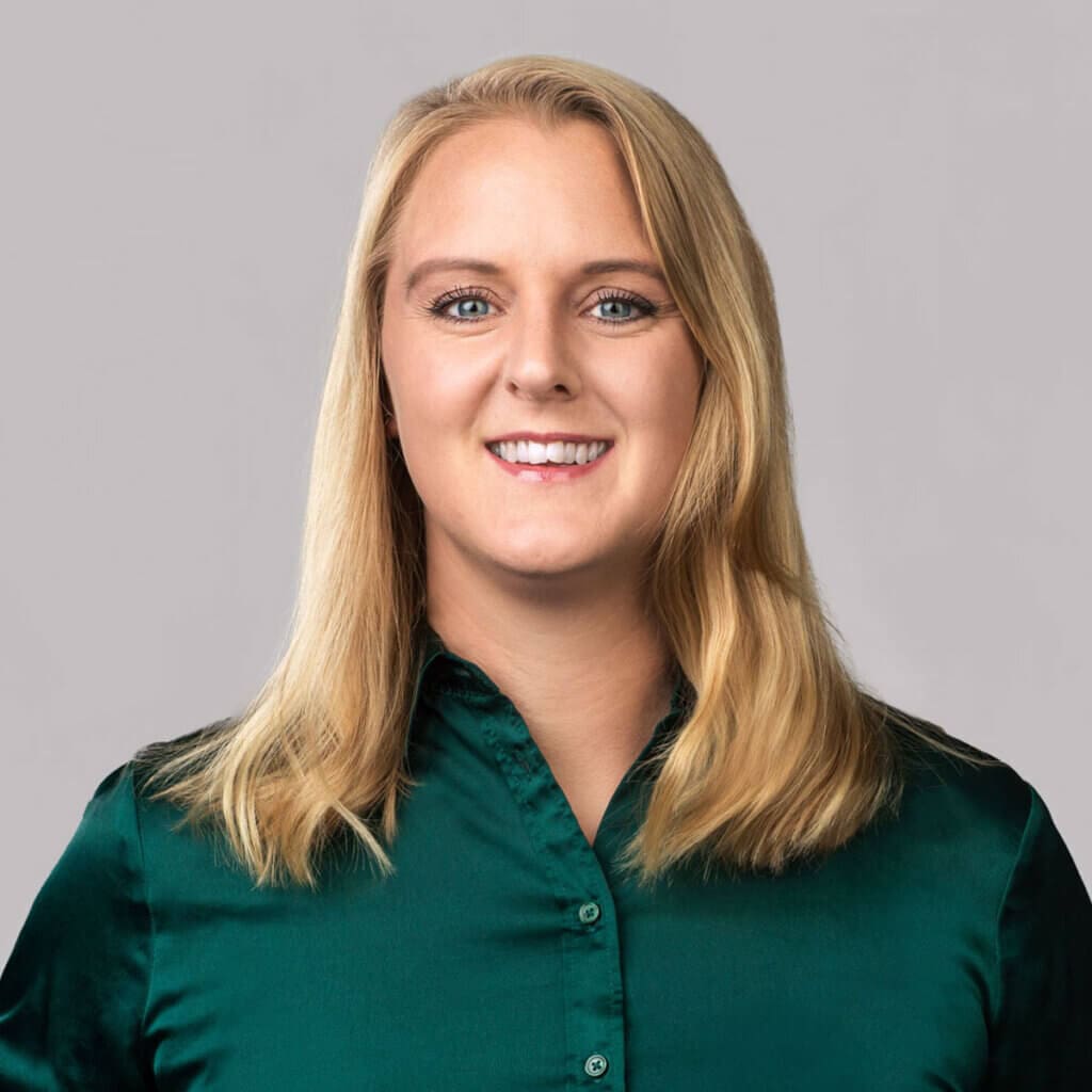 Headshot of Cassandra Julin